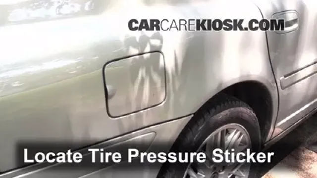 2002 Volvo S80 2.9 2.9L 6 Cyl. Tires & Wheels Check Tire Pressure